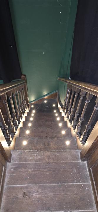 LED stair step lights